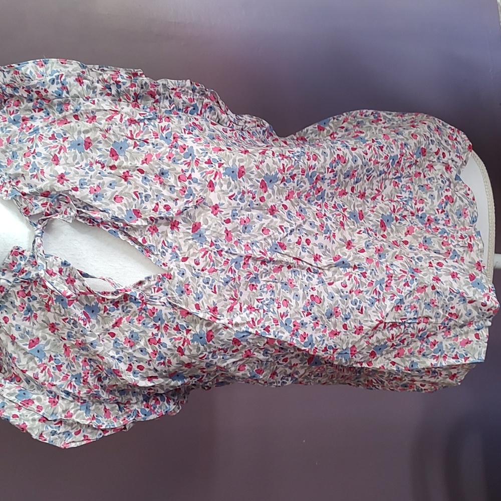 Bb Dakota top size large